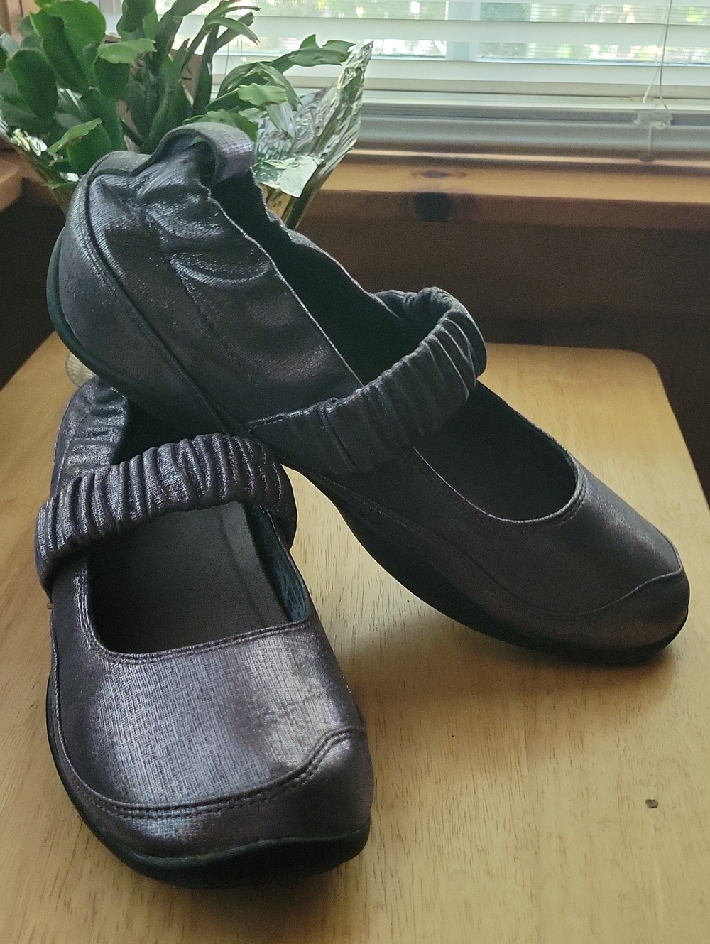 DANSKO Mary Jane Chrissy Ballet  Sneakerina Pewter Flat Shoe 39 / 9